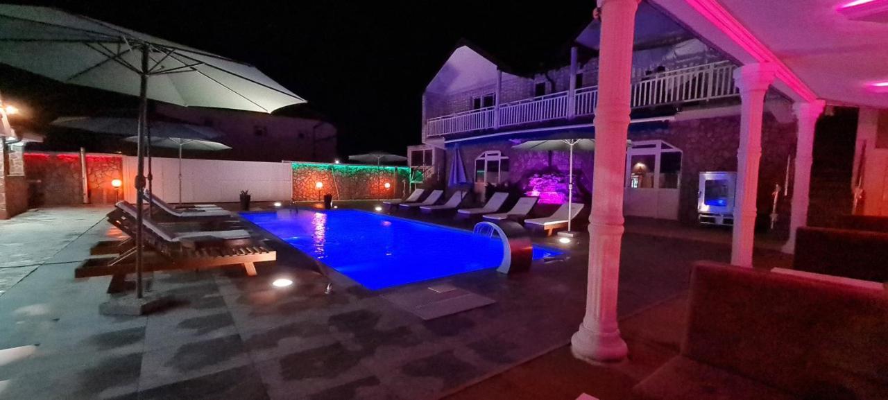 Motel Bella Ljesevo Dış mekan fotoğraf